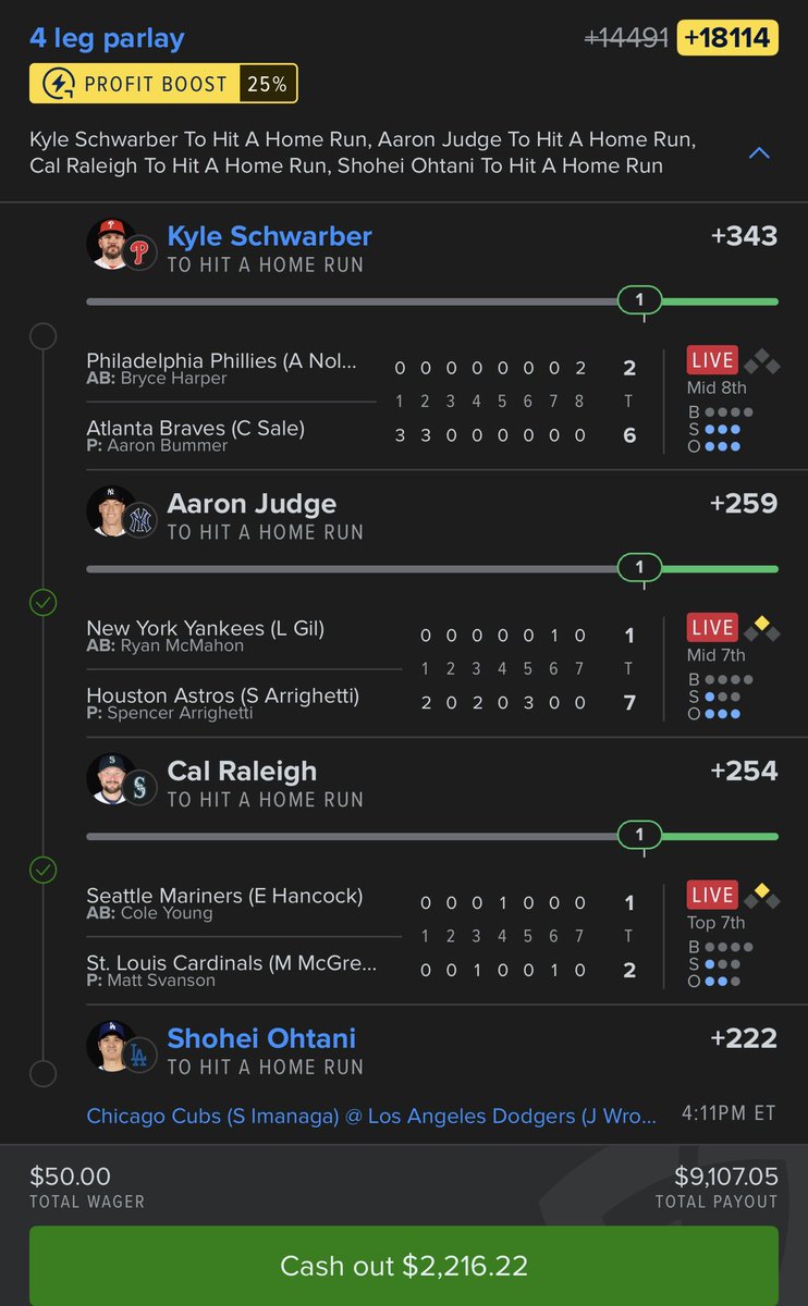 DezLockz tweet media