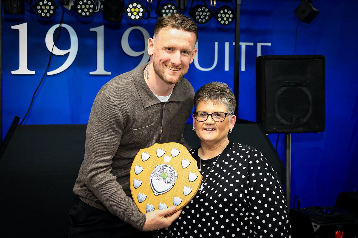 Queen of the South tweet media