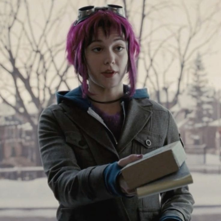 💫 Daily Ramona Flowers tweet media