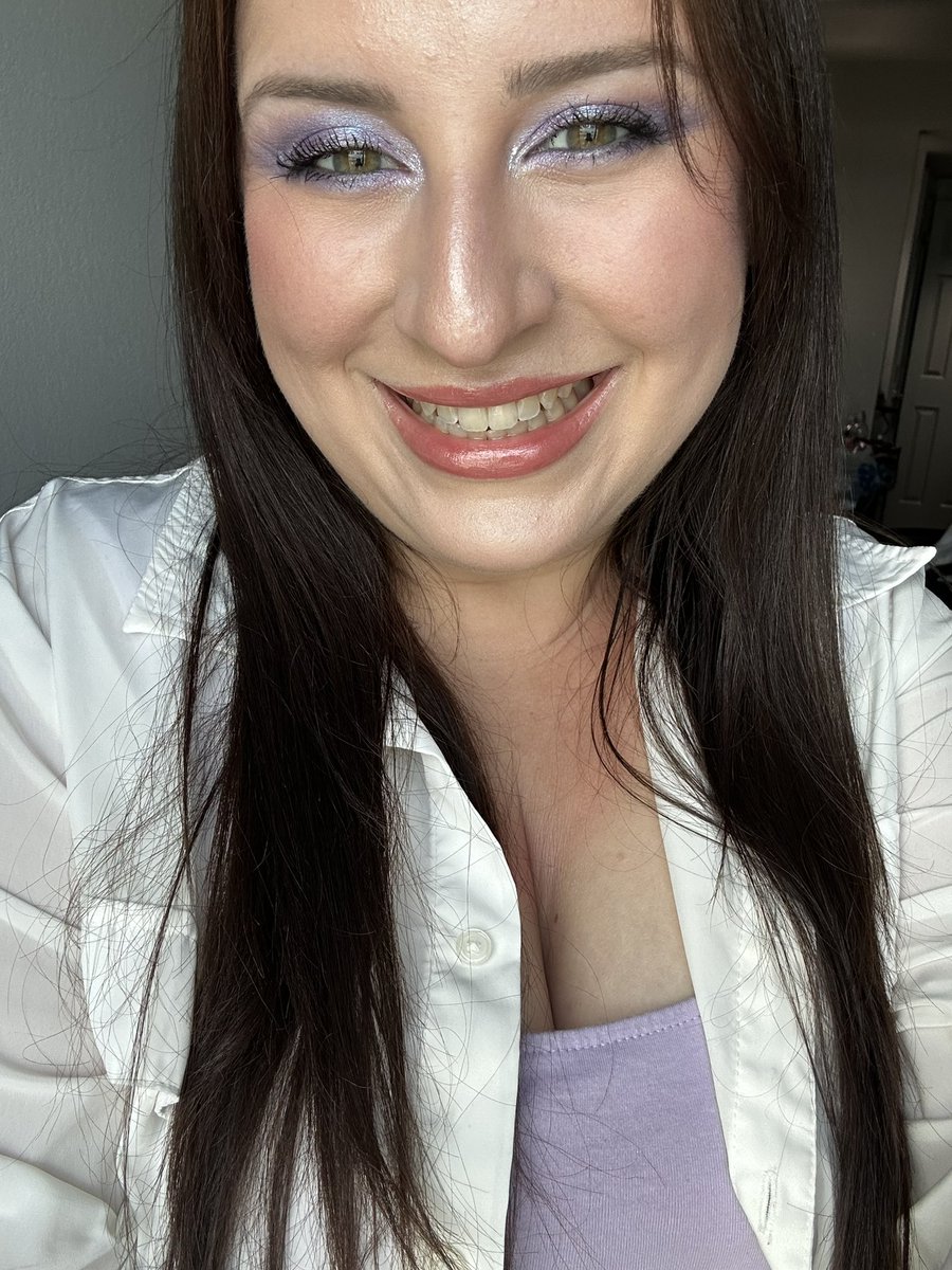 haley⁷ 아포방포 樂★ 🥠💜🌸 IS SEEING BTS tweet media