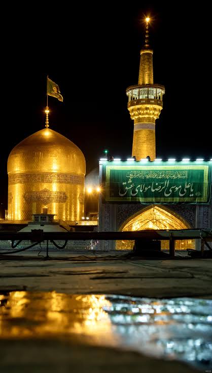 پناهگاه خستگی ها
وقتی دلت از هیاهوی دنیا می‌گیرد و به دنبال گوشه‌ای برای آرامش می‌گردی، نام امام رضا (ع) همچون نسیمی خنک بر جان می‌نشیند.
#ایران_امام_رضا
#باب_الرضا