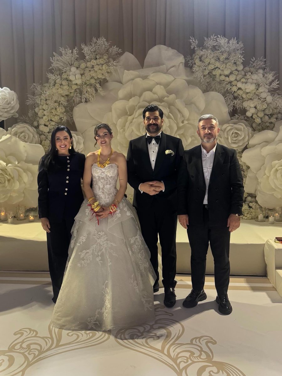 erdal_ucar's tweet photo. Belediye meclis üyemiz Kemal Eyüpoğlu abimin oğlu Egekan’ın düğün merasimine katıldık…
Rabbim bir ömür boyu mutluluklar nasip etsin… https://t.co/oRHLu5RE5m