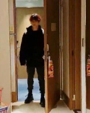 jimidoll7's tweet image. dans le meilleur des cas ? à 2 minutes de chez toi où je change de pays #vital