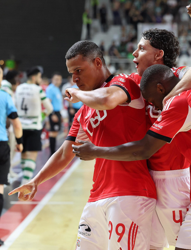 Benfica vence Sporting e conquista nona Taça de Portugal de futsal benficagloriosos.blogspot.com/2026/04/benfic…