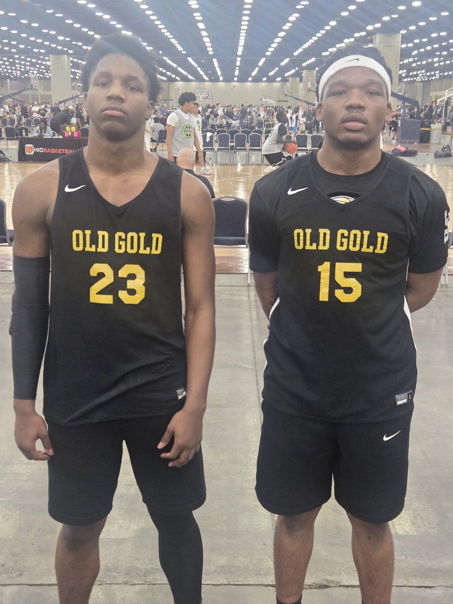 mosesk225's tweet photo. My second highlighted game of Championship Sunday at the Grassroots Showcase by @hoopseen brought a different kind of battle, one that was all about control, discipline, and shot selection as @SISelect  went against Old Gold DT. This wasn’t reckless basketball; this was controlled, efficient, and executed with purpose. Both sides leaned on good looks and precision, with Select not being afraid to let it fly, but both did it with confidence and intent.

From the jump, the ball movement stood out. Crisp passes, sharp cuts, and players trusting each other to make the right play. Forced shots were rare, and both teams stayed locked in on defense, making every look tough and every bucket earned. The first half turned into a straight tug of war, neither side giving ground, trading stops and timely baskets until it sat dead even at 25-25 at the half.

The second half didn’t lose that edge. Efficiency stayed high, but now every possession felt heavier. Shots down the stretch carried weight, and both teams answered each other with clutch makes that kept the tension rising. You could feel it building, possession by possession, stop by stop.

In the end, Old Gold DT found just enough separation in those final moments and closed it out with a hard-fought 56-52 win.

They were led by #23 @Lildxsh, who controlled the paint and the pace with a strong 19 points and 10 rebounds, making his presence known every trip down the floor. Right alongside him, #15 @cfkr15 brought balance and toughness with 16 points, 11 rebounds, 2 steals, and a block, impacting the game in every phase.

SI Select had their own standout in #30 @27_gore, who put on a show with 17 points, raining in 3 shots from deep with unlimited range. He added 10 rebounds and a block, doing everything he could to keep his squad within striking distance.

This one wasn’t about flash; it was about execution, discipline, and who could stay steady the longest. Old Gold DT did just that when it mattered most and walked away with a gritty win.