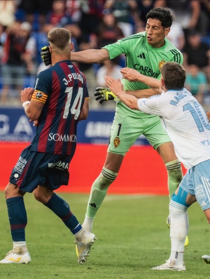 Out Of Context Football tweet media