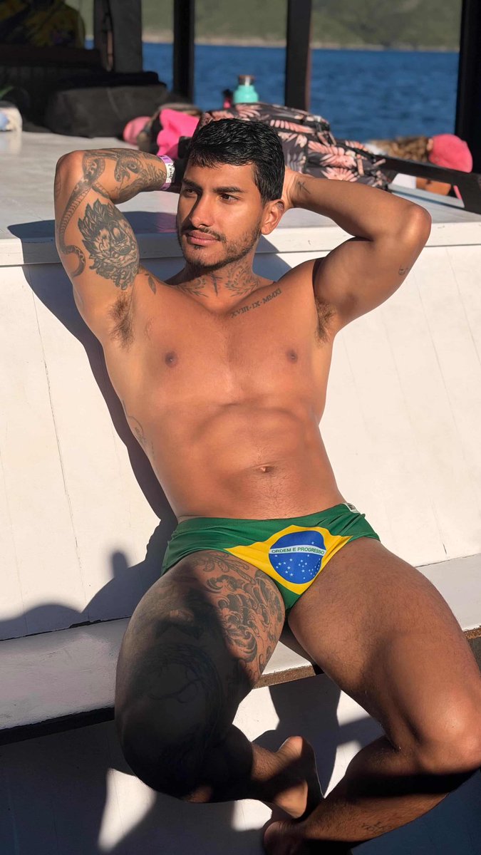 Follow 🅜🍑🅓🅔🅛︎🅢 🅜🅔🅝 🅗🏳️‍🌈 🏳️‍⚧ 💪10K tweet media