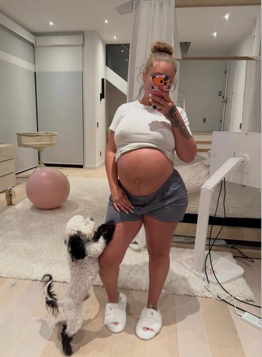 ethreaIms's tweet image. #coming #soon.