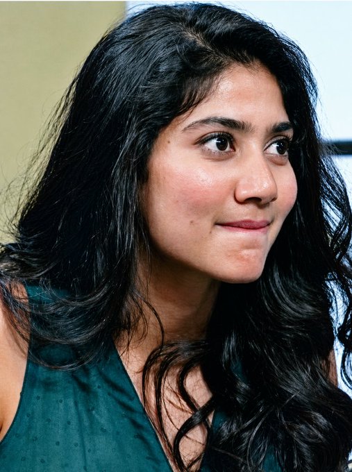 Vinitha 🦋💕 ☀️ tweet media