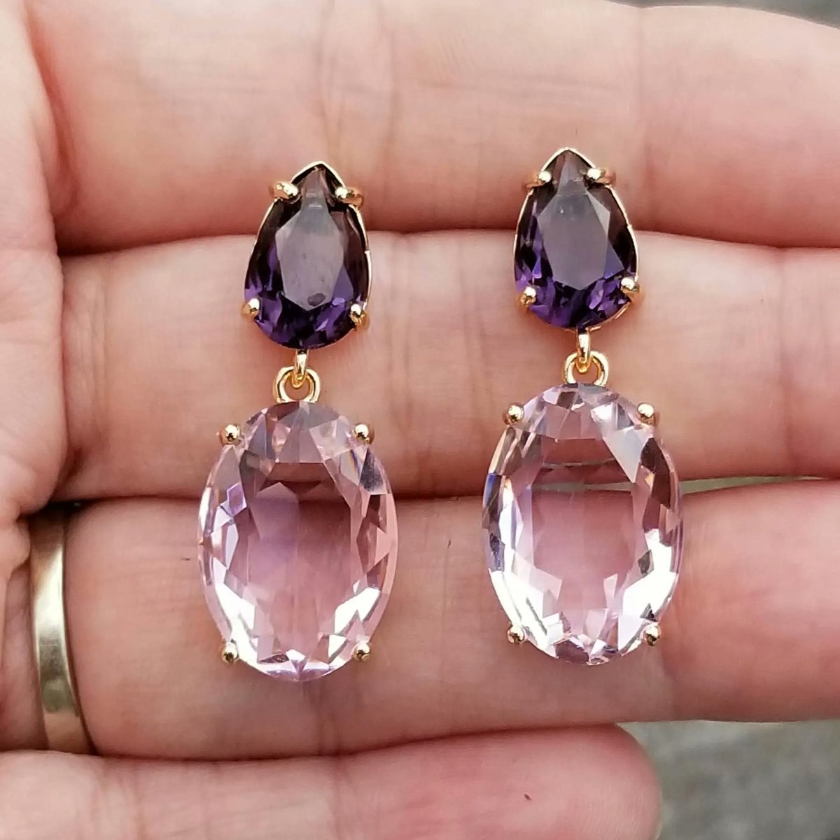 TrendingNowGift's tweet image. 14k Gold Amethyst &amp;amp; Pink Tourmaline Double Drop Stud Earrings #jewelry #earrings #studearrings #tourmaline #tourmalineearrings #amethyst #amethystearrings #Mothersday #mothersdaygifts #handmadeearrings #graduationgift #wedding #bridal #etsy 

 etsy.me/3P1isuI via @Etsy