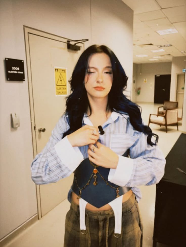 vayhaline#ÖLÜMSÜZ tweet media