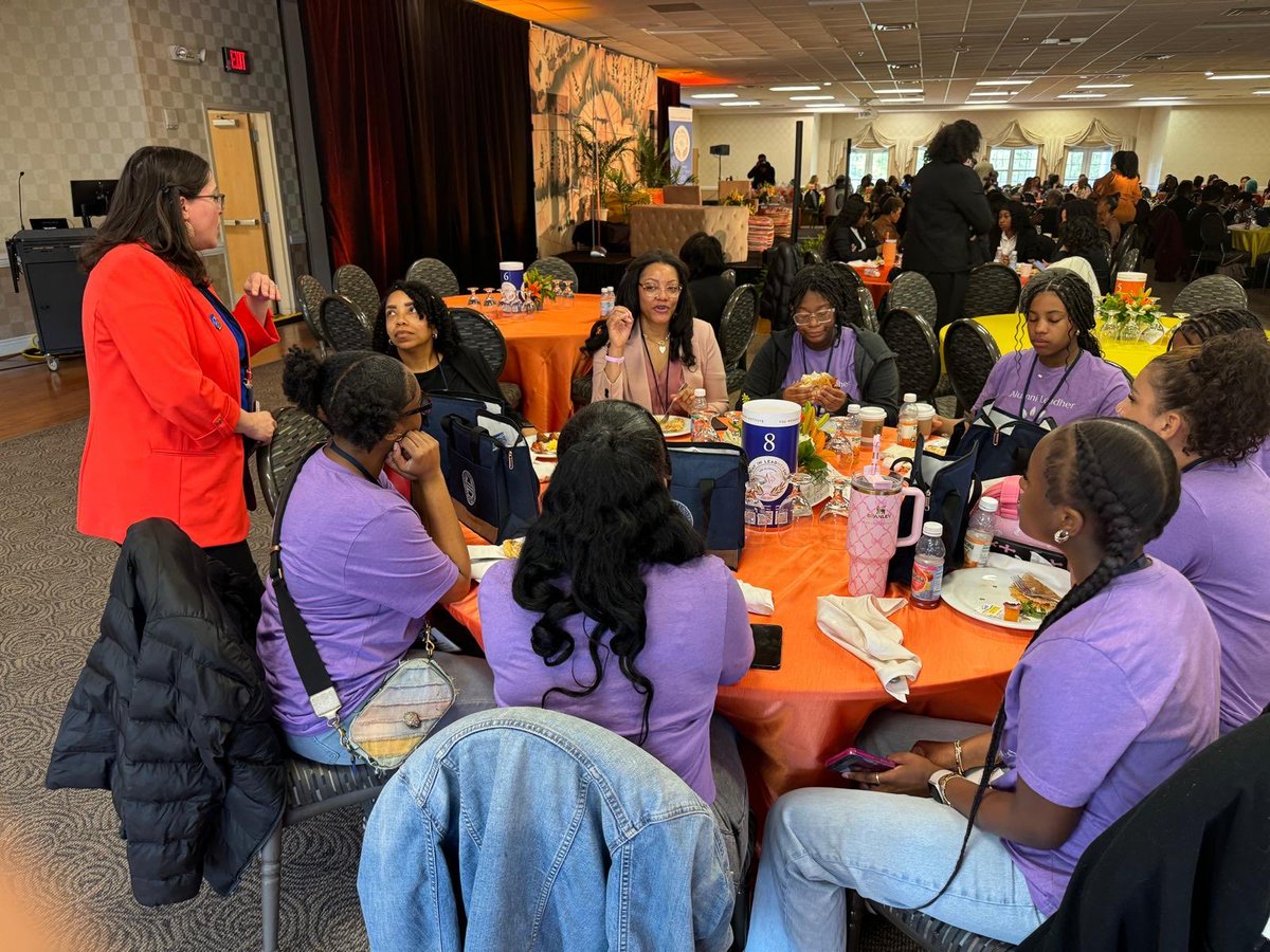 DoughertyForVA's tweet photo. I had an outstanding time as a dignitary at the Women’s LeadHERship Institute’s annual conference at Virginia State University. “A Day in LeadHERship” highlighted the achievements of remarkable women in our community while preparing us to build a better tomorrow. @VSU_1882 https://t.co/6yyRMgHlXx