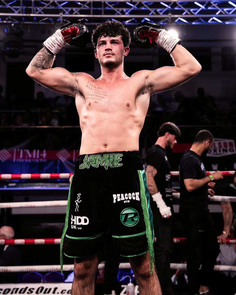 Neilson Boxing tweet media
