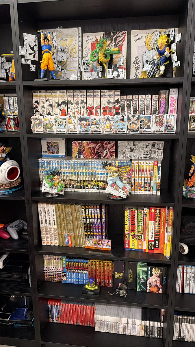 SonDbooz's tweet photo. My collection of #DragonBall https://t.co/RVgFQNFJDX
