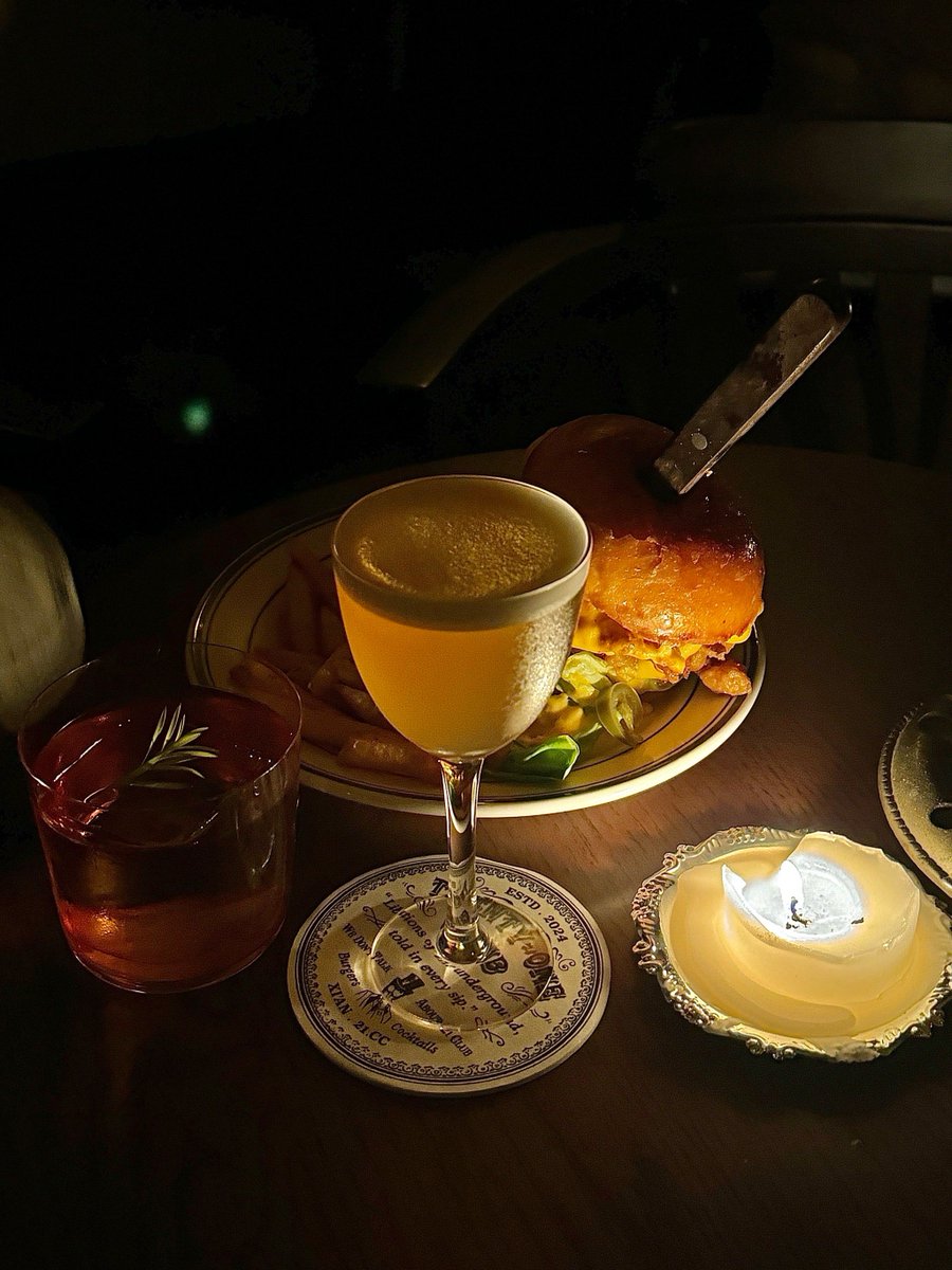 Andrzej Florczyk tweet media