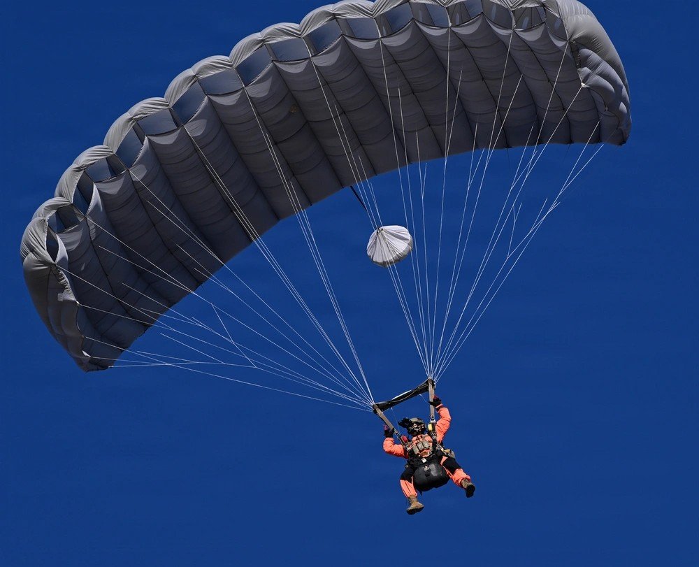 GoArmySOF.army.mil tweet media