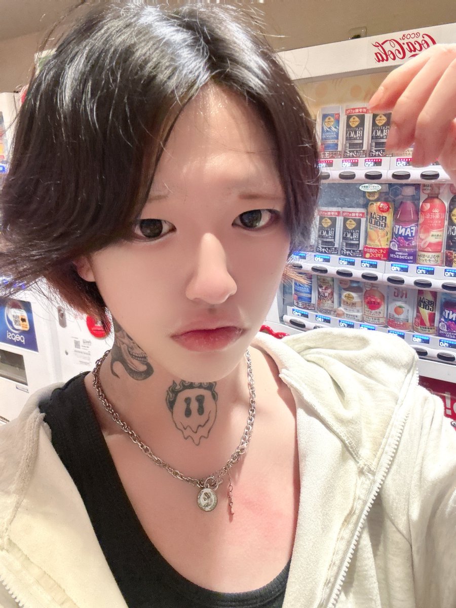 あ tweet media