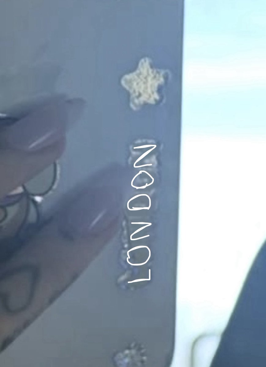 𝐜𝐡𝐥𝐨𝐞 ᯓ ꕤ tweet media