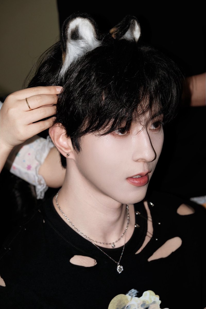 0rangeFair's tweet photo. 260426

#XingQiu #EliotHuang #KipukaQiu #HuangXing #QiuDingjie #XYQQJ #黄星 #邱鼎杰 https://t.co/uAattcO6ZX