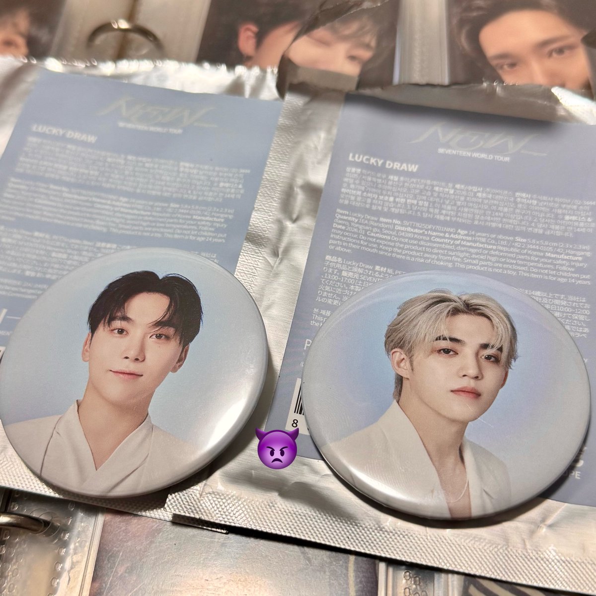 coupkatsu's tweet photo. decluttering sale wts lfb help rt onhand

seventeen new_ lucky draw can badge
400ea

avail: seungkwan, scoups

+pf +sf
x sensitive buyer
payo/ 1week dop 30% nrdp
mod: j&amp;t
mop: mari/gcash https://t.co/3gk2cv7rqA
