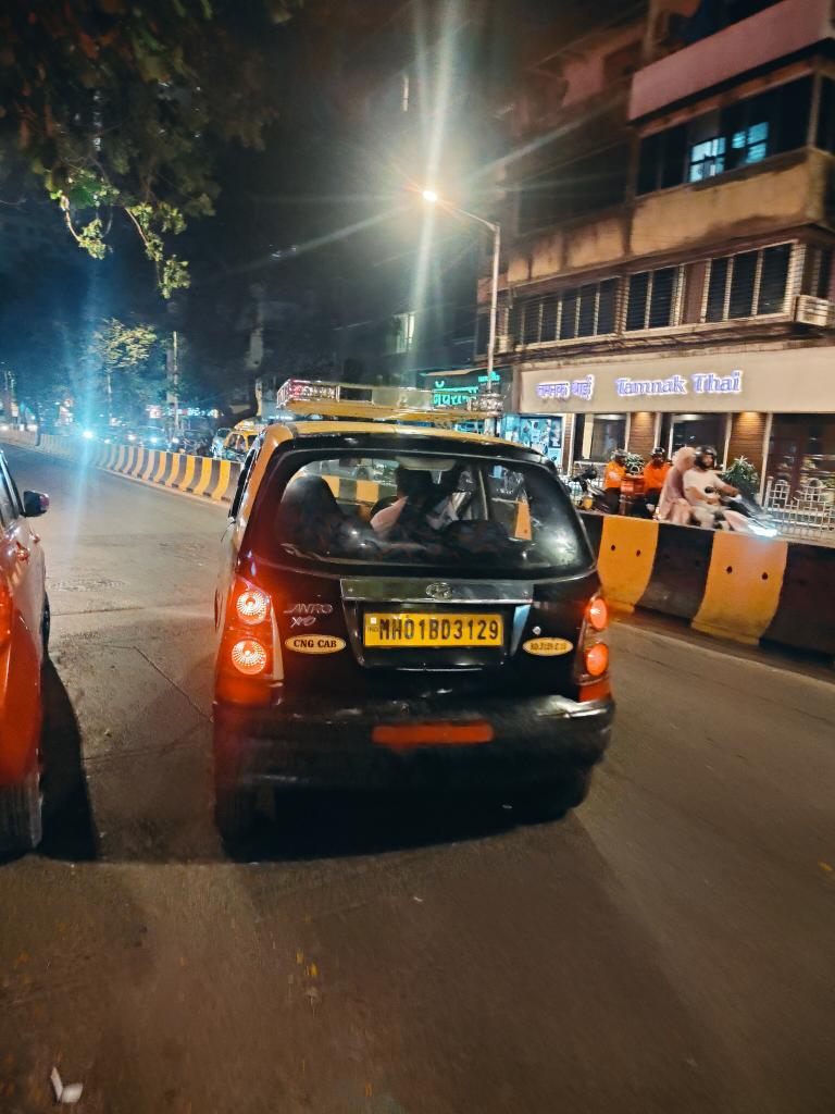 AdarshWelfare's tweet image. Taxi driver refused to go by meter/near fare in Mumbai. This is unacceptable and causes inconvenience to commuters.
@MumbaiPolice @MTPHereToHelp 
Location: Dadar. Date &amp;amp; Time: 26.04.2026, 9.30PM 

#MumbaiTraffic #TaxiRefusal #CommuterRights
