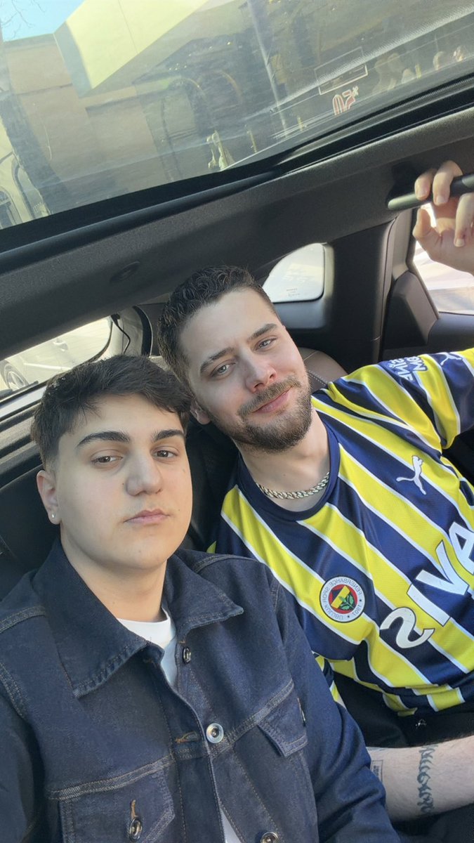 ege😩😩😩😩😩 tweet media