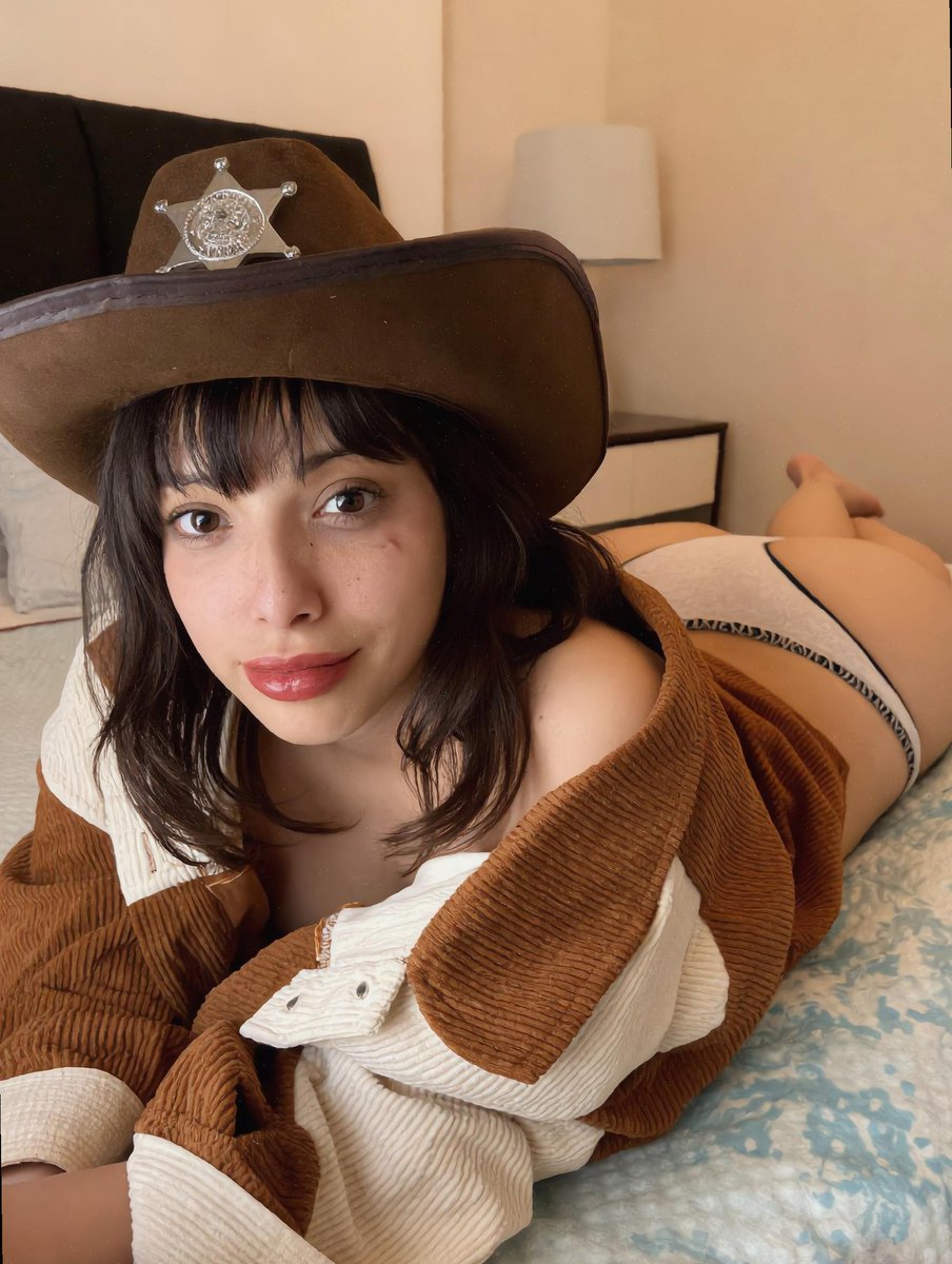 Cami Cow ✨ tweet media
