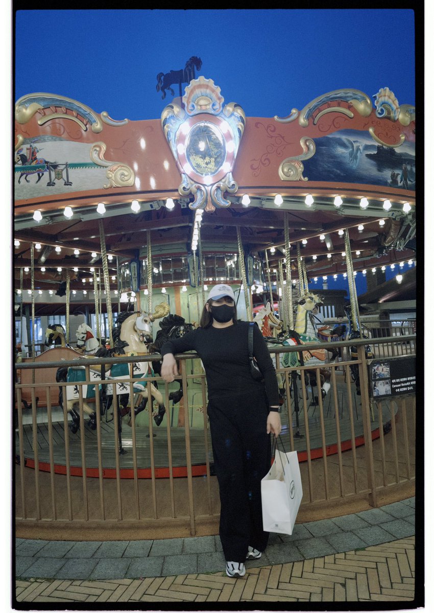 비우 tweet media