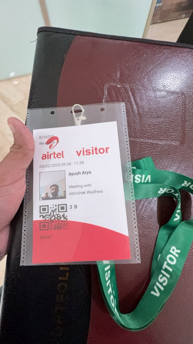 ayyussh04's tweet image. Productive meetings today at the Airtel office discussing exciting upcoming strategies. Always looking forward to building strong brand partnerships and scaling new ideas. 🤝📈
• Hashtags: #BrandStrategy #AgencyLife #CorporateMeetings #Networking #CreativeBusiness