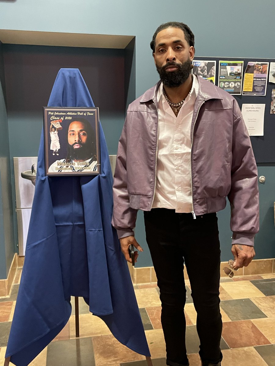 trojanshoops's tweet photo. Last night our very own, Coach Marcus Tullis, was inducted into the UPJ Sports Hall of Fame. A 2004 Johnstown High graduate, Coach Tullis’ career even took him to Luxembourg and England to hoop. Our program is beaming with pride, congrats to a legend!! 

Family Forever 🩵🤍🖤 https://t.co/5PdUKMRxNf