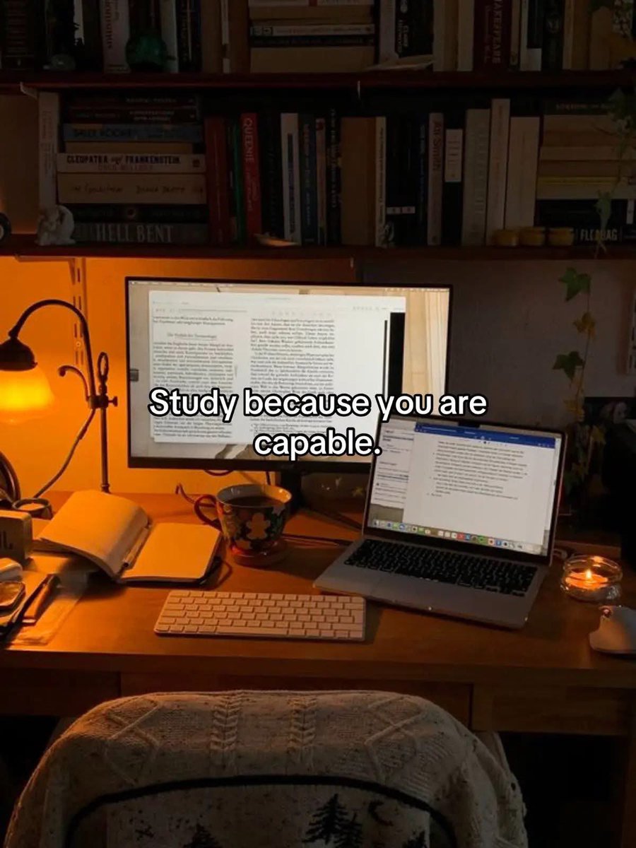 •☆• tweet media