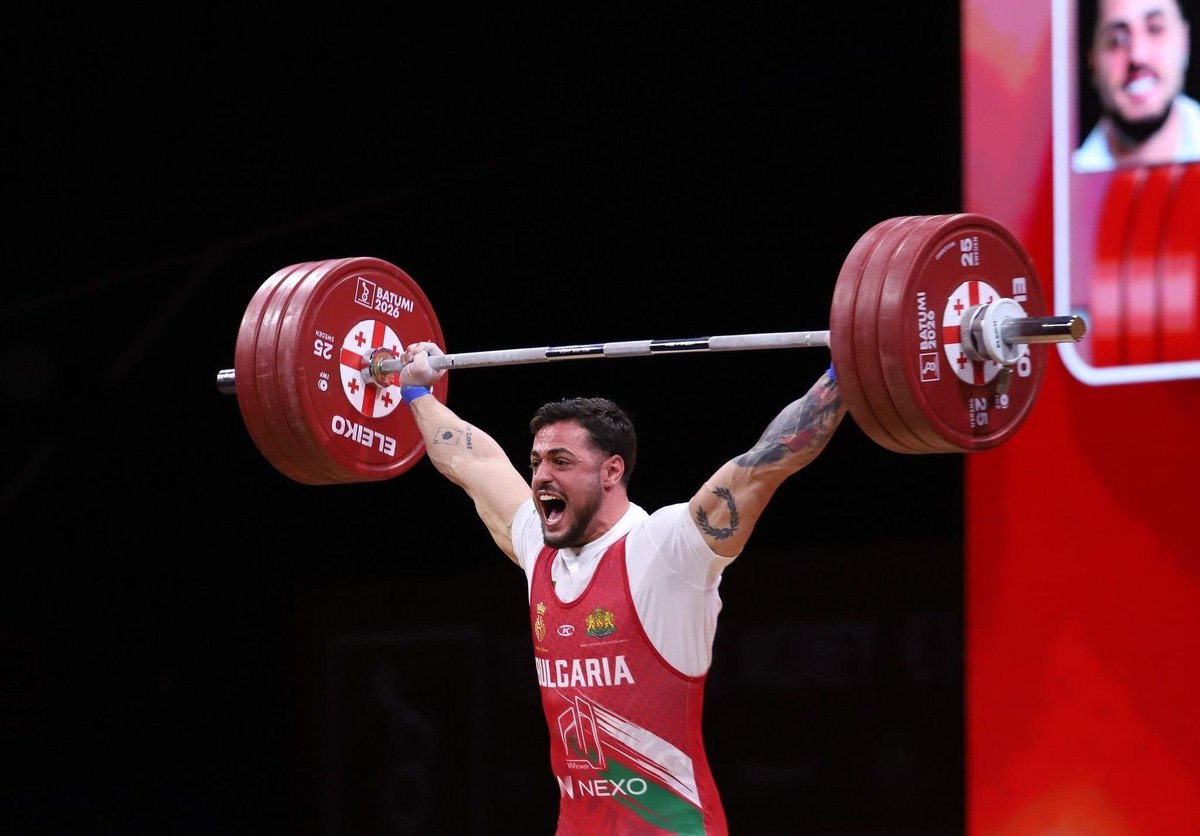 Летище София приветства шампиона Карлос Насар след четвъртата му европейска титла 🥇🏋🏻‍♂️🇧🇬👏

👉 sofiaairport.bg/bg/blog/novini…