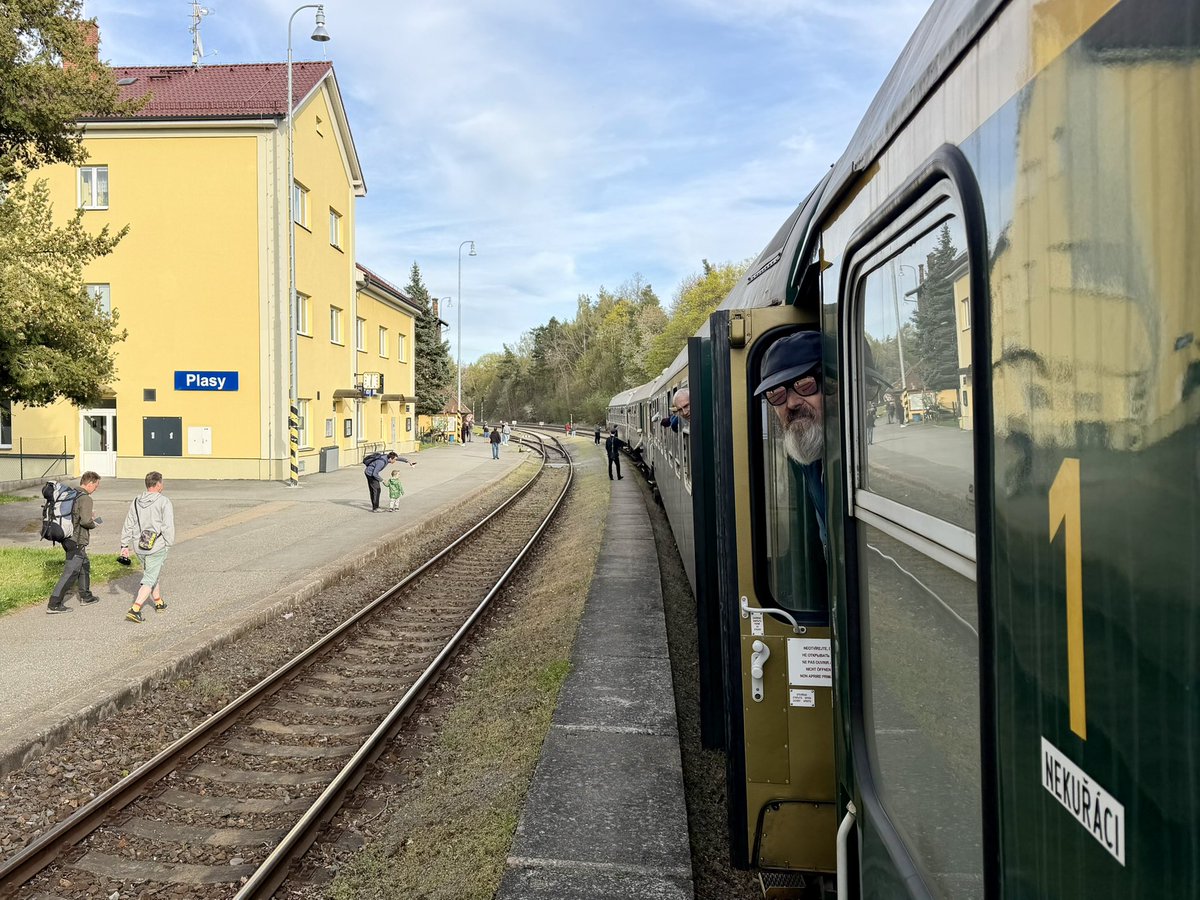 piskyn46's tweet photo. #bahnzeit Plasy https://t.co/TxaiOcrtTV