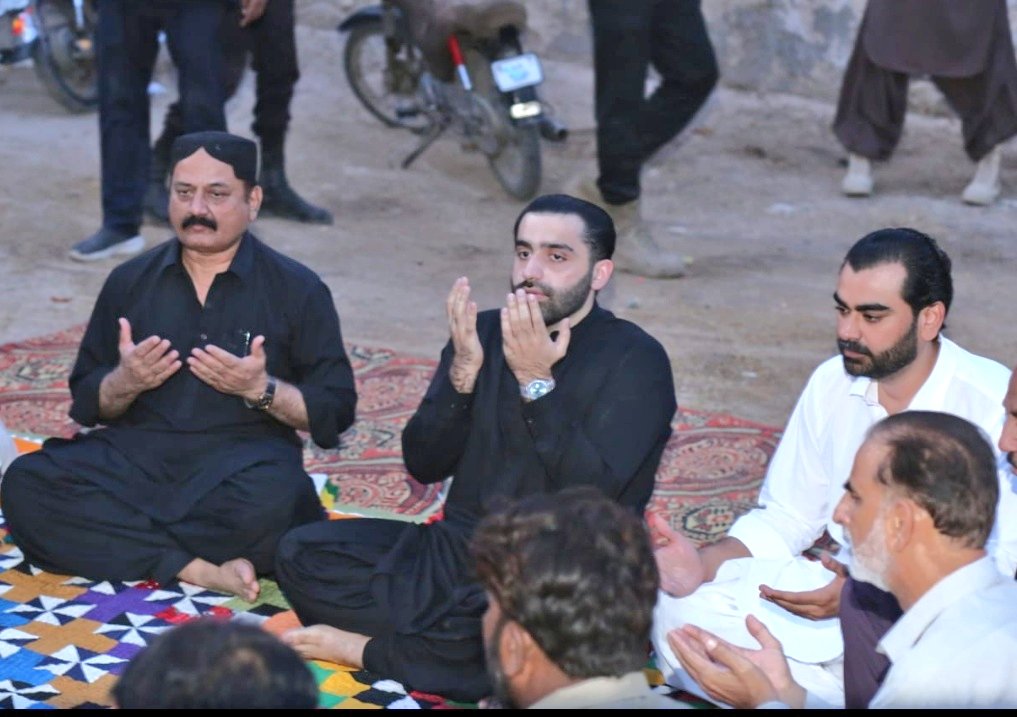 SajjadDetho3's tweet photo. پاکستان پیپلزپارٹی کے رہنما راول شرجیل میمن نے پی ایس 61 میں مختلف برادریوں سے اظہار تعزیت وفاتحہ خوانی کی اور لواحقین سے دلی ہمدردی کا اظہار کیا
@rawalsharjeel

@BBhuttoZardari
@sharjeelinam https://t.co/wcIkWvjEe6