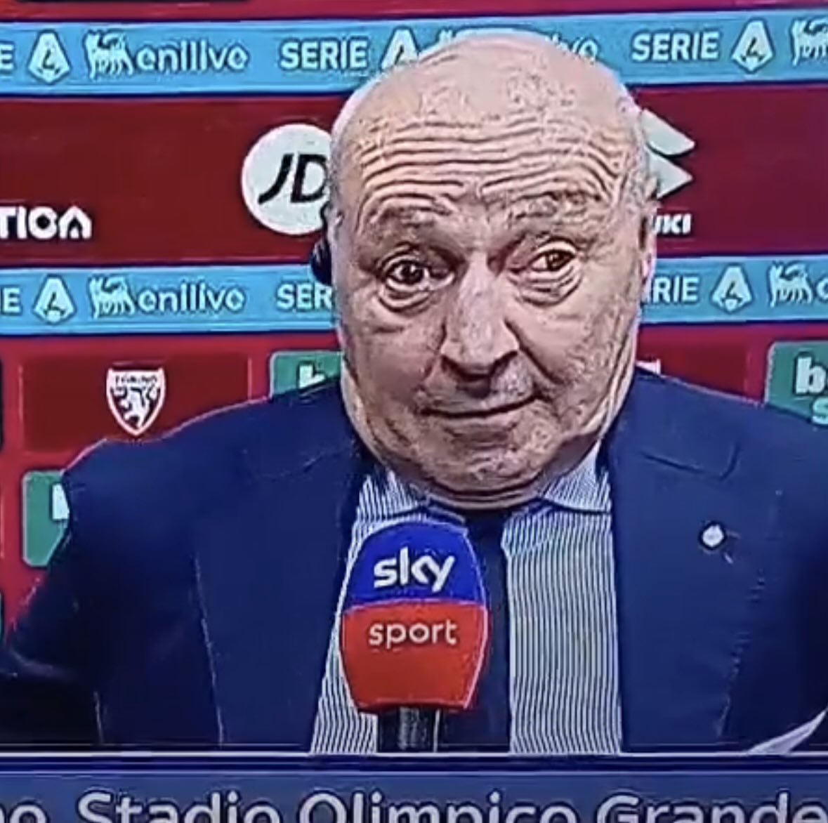 “Mmmh non dico non ricordo mahhhh”

Toto’ Marottiina

#TorinoInter
#Rocchi
#SerieA