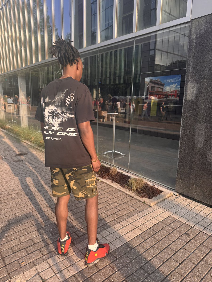GGBAARON07's tweet photo. Im the pirate of this ship welcome abroad 🏴‍☠️ #explorepage https://t.co/V9GLVk3Qon