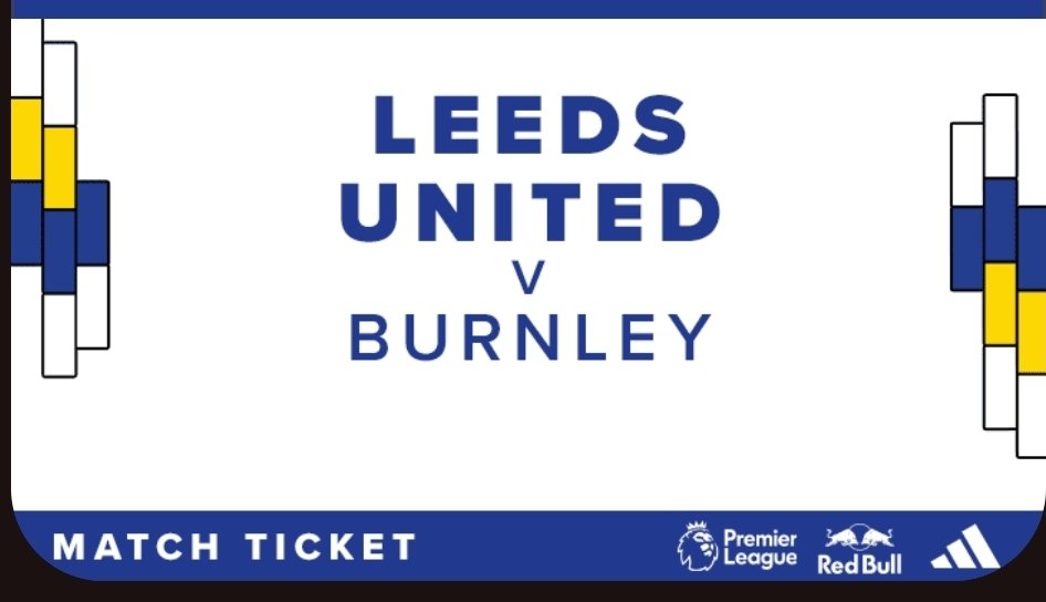 purplenoodlepie's tweet image. Onto Friday night!! #lufc #Leeds #mot