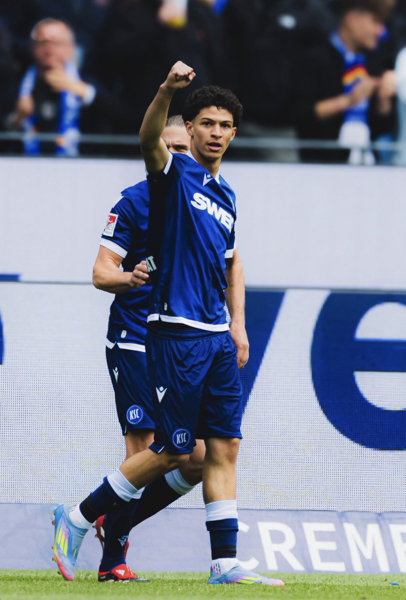 Franz Baconbauer 💙🤍 tweet media