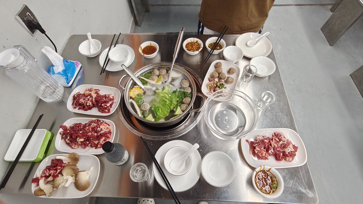 Chris hamous tweet media