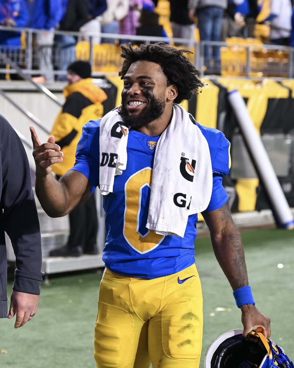 Pitt_ATHLETICS's tweet photo. Congrats to Desmond Reid‼️

The Pitt Panther has signed as an undrafted free agent with the Buffalo Bills👏 https://t.co/LEYp5KqbIr