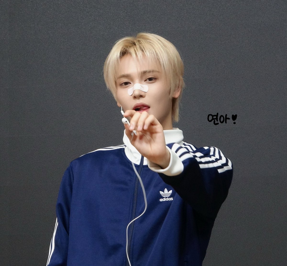 연아 tweet media