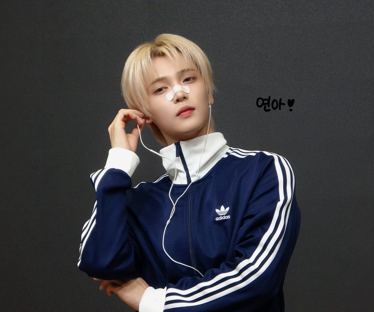 연아 tweet media