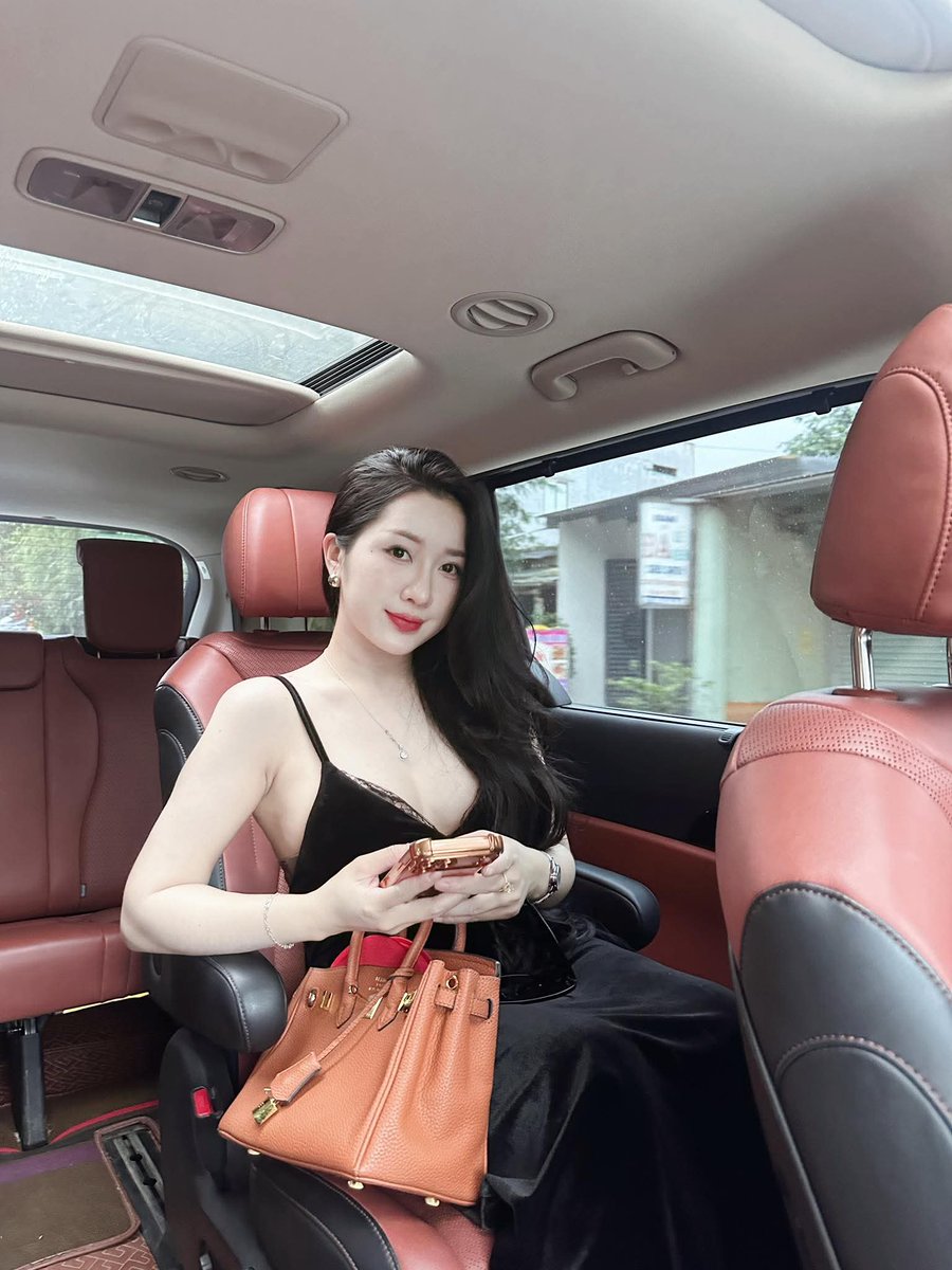 Diệp Lê tweet media