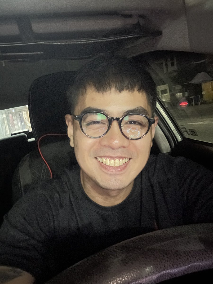 giancabs's tweet photo. Kamukhang-kamukha ko na daw tatay ko. Sige. Y’all may call me dzaddy now. https://t.co/BNRQ6iQKeq