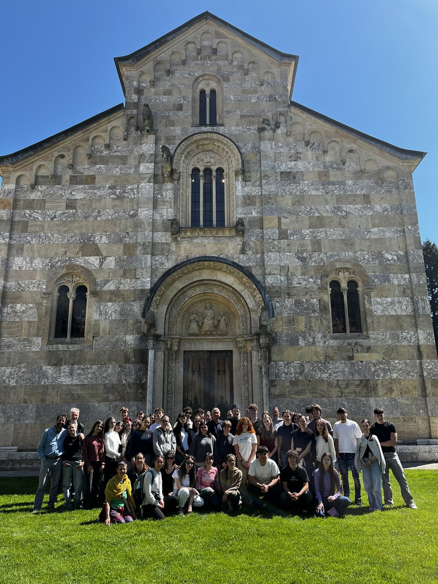 Dečani Monastery tweet media