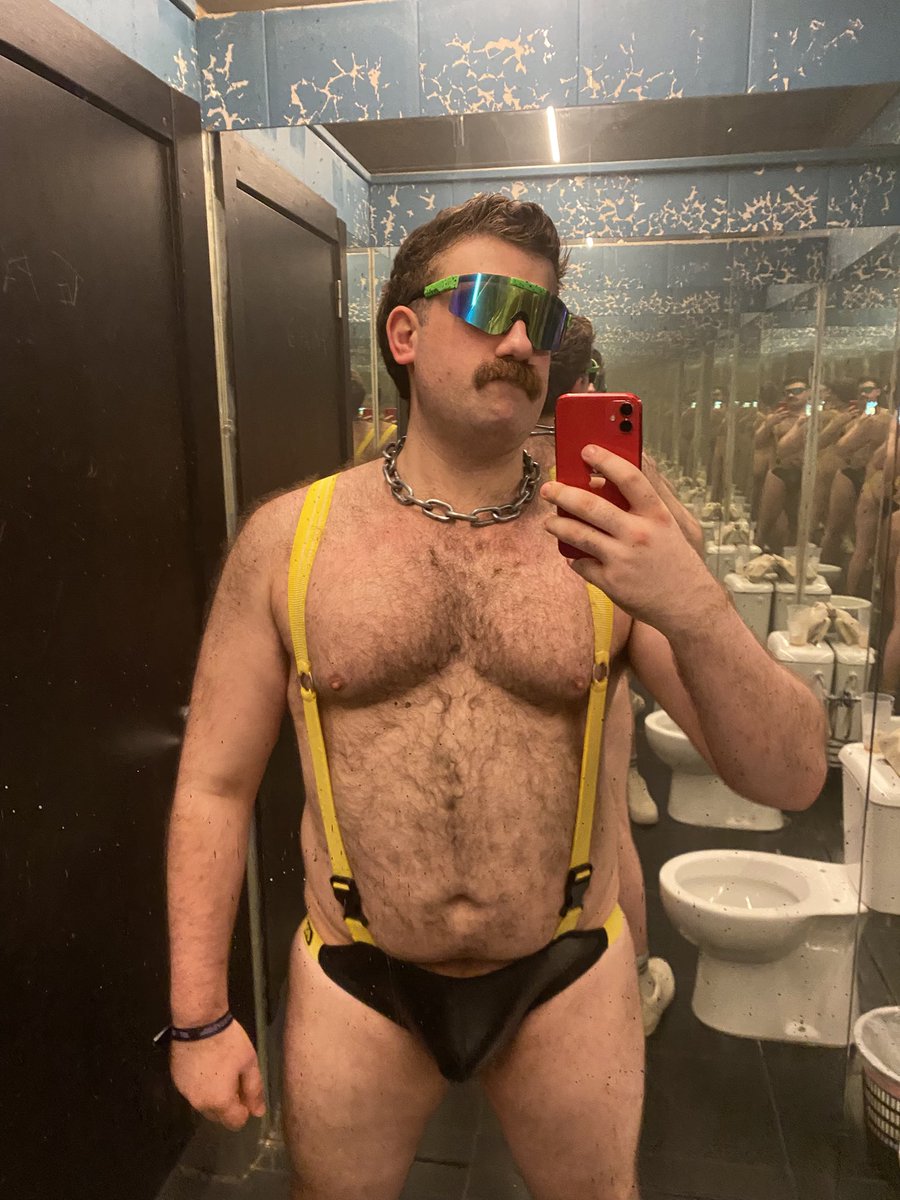 _theVikingGamer's tweet photo. I don’t think I’ve ever felt this sexy in my life before 😮‍💨 https://t.co/XOA1lsfMNo