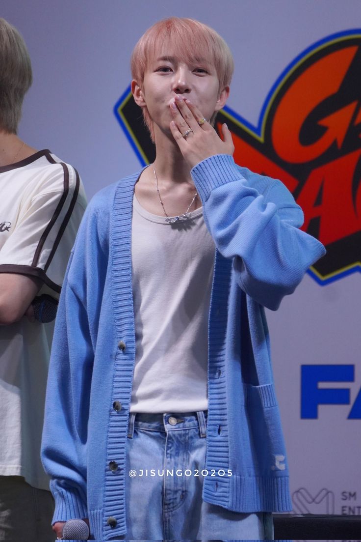 🍓🫐 tweet media