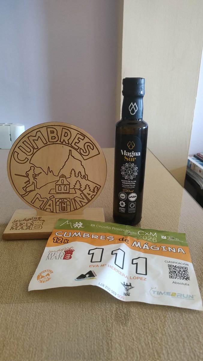evamherlo's tweet photo. 🌿🏃‍♂️ CxM Cumbres de Mágina 2026. Carrera corta, 3° Clasificada. Una muy buena carrera de montaña. Enhorabuena a todos los organizadores @dipujaen  #💪 https://t.co/y20JSqvGtg