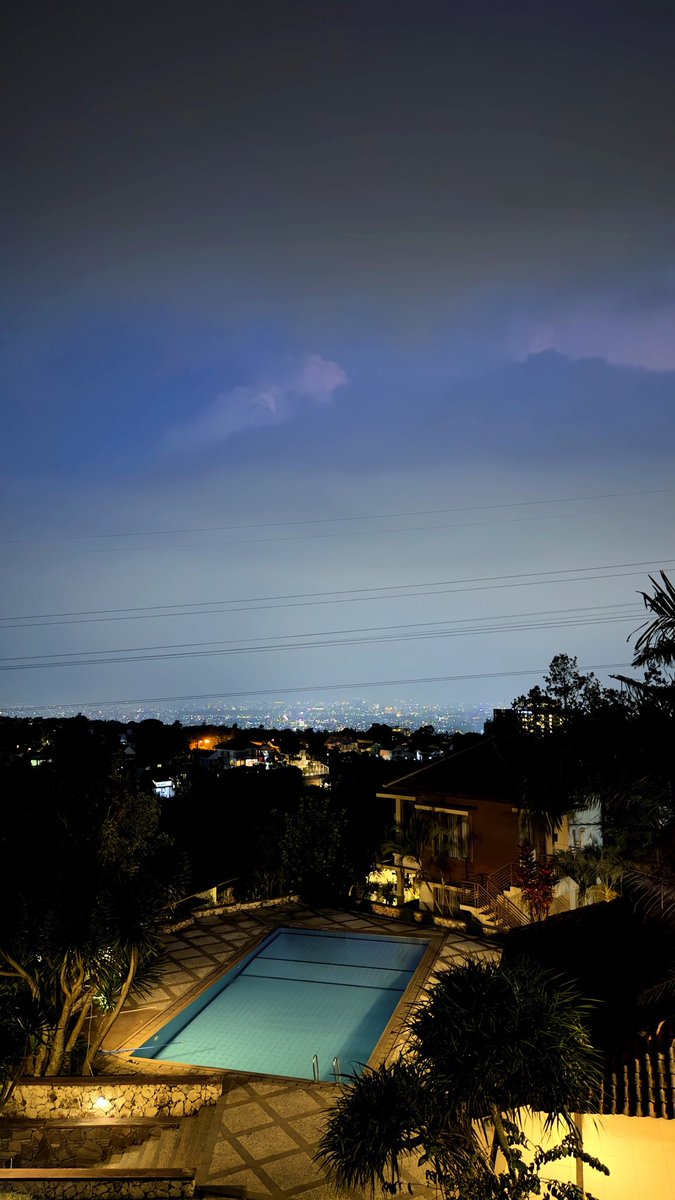 Richardian97's tweet image. Bandung kota sejuta kenangan
#bandung