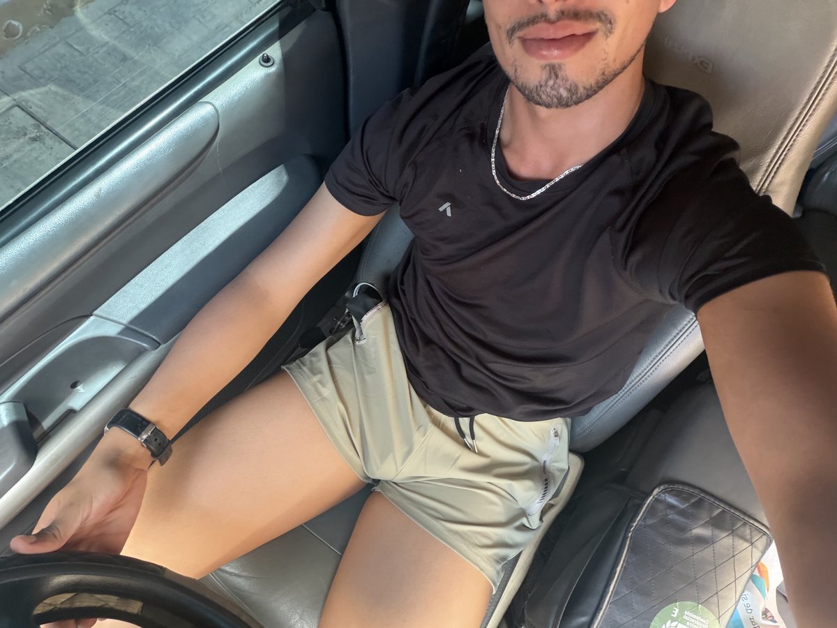 Tucomplice02's tweet photo. Qué Calor hace en Bogotá! https://t.co/5jpA2nbBau